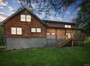 321 Spadola Lane, Pine Bush, NY 12566