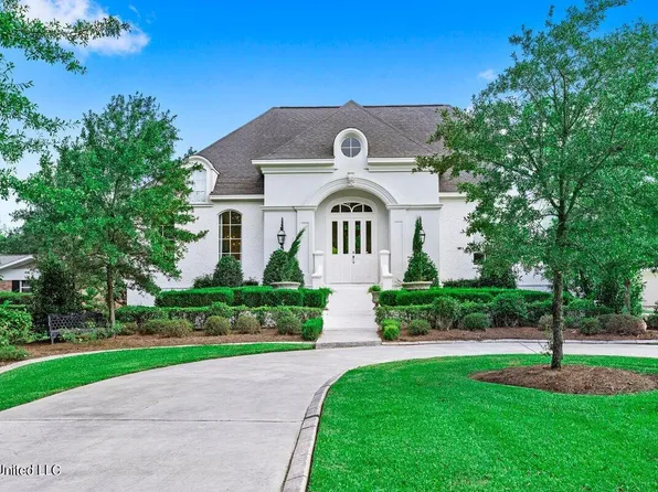 105 Bayou Cir, Gulfport, MS 39507
