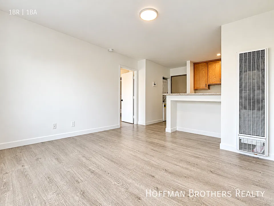 1240 S Bronson Ave #7