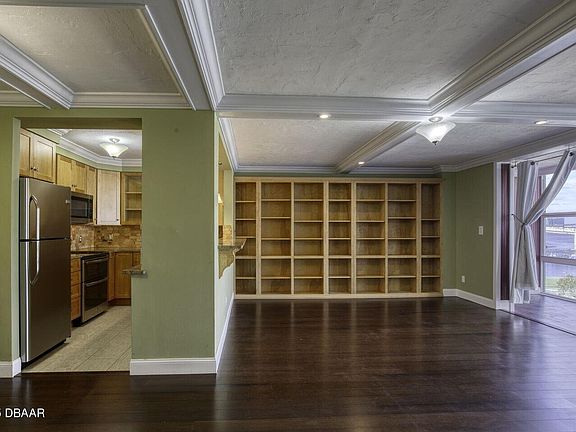 3rd image of 1224 S Peninsula Dr #4090