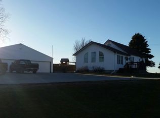 508 Iron Mine Dr NW, Waukon, IA 52172