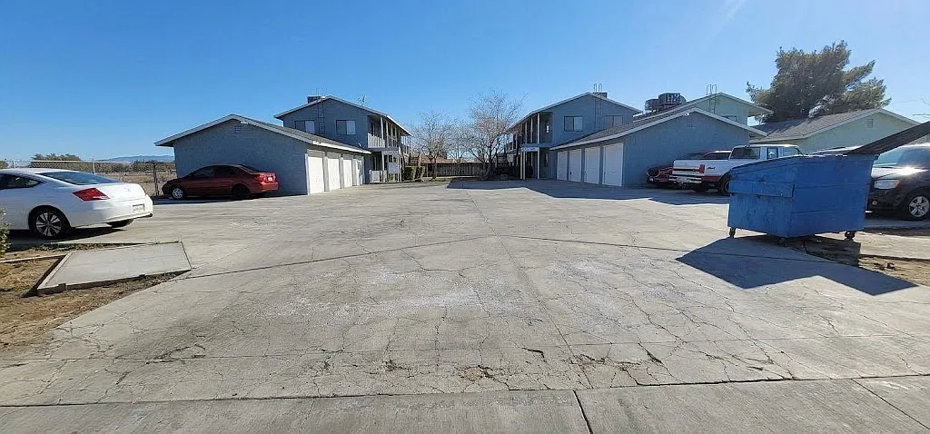 2 bed, 795 sqft, $1,450 — Photo 1