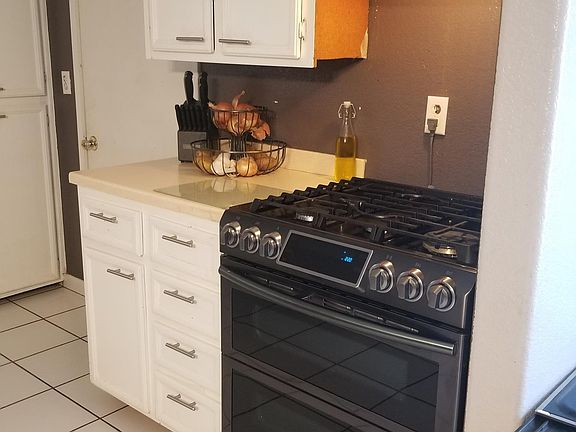 4th image of 510 Driftwood Dr