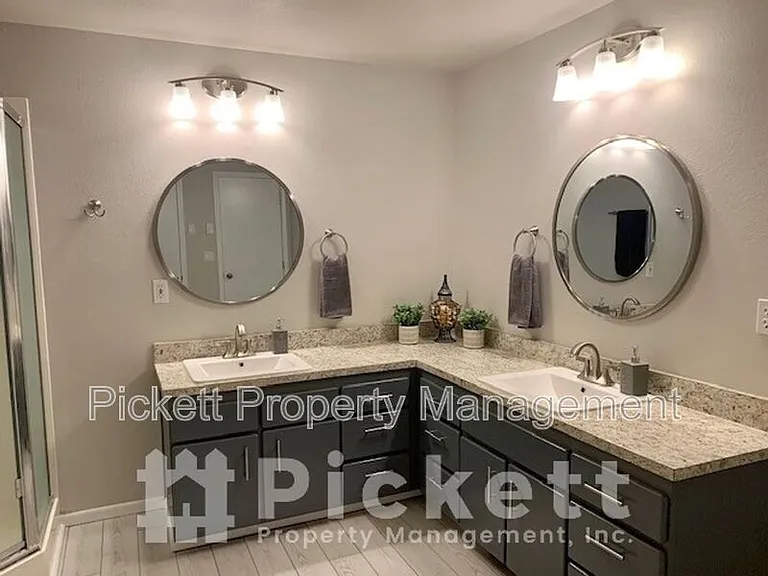 290 Tahuyeh Pl W — Photo 19