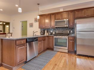 90 Kent St #2, Brookline, MA 02445