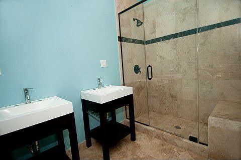 4th image of 1110 W Leland Ave APT 1B