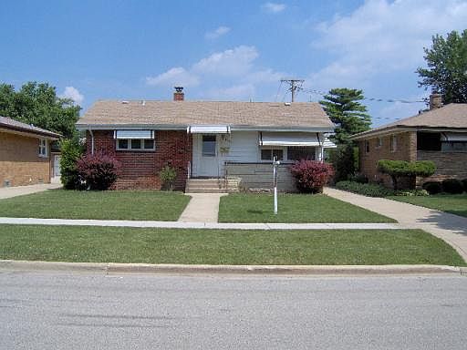 1st image of 7066 W Birchwood Ave