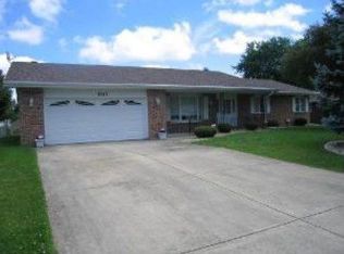 1213 N Terrace Ave, Kankakee, IL 60901