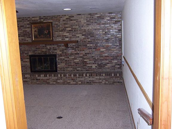 5th image of 5722 Black Oak Ln