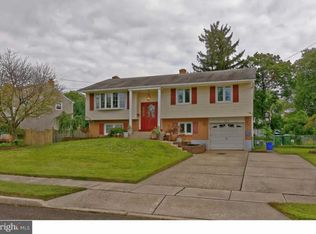 120 Champlain Rd, Marlton, NJ 08053