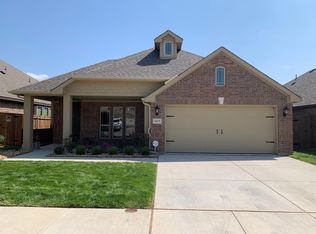 605 Fox View Dr, Fort Worth, TX 76131