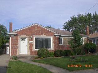 24604 Ridgecroft Ave, Eastpointe, MI 48021