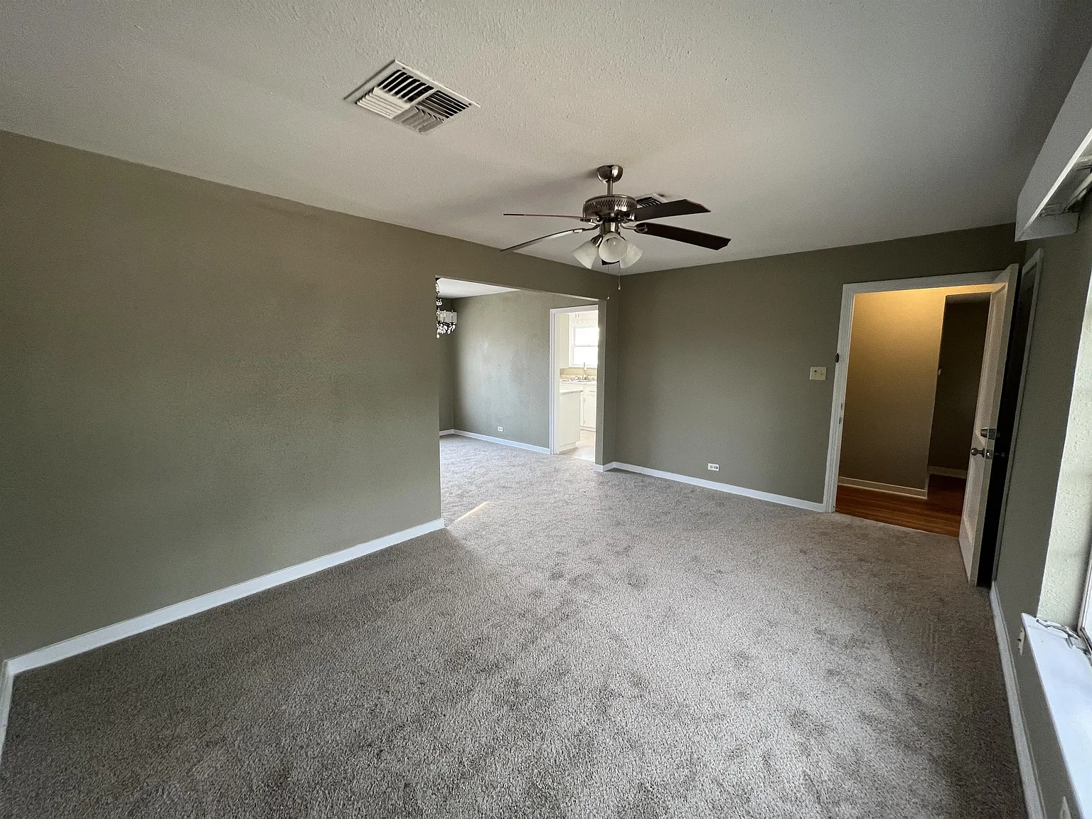 430 Bryn Mawr Drive - 1 — Photo 2