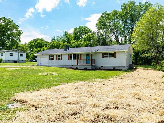 2nd image of 221 Branch Ln