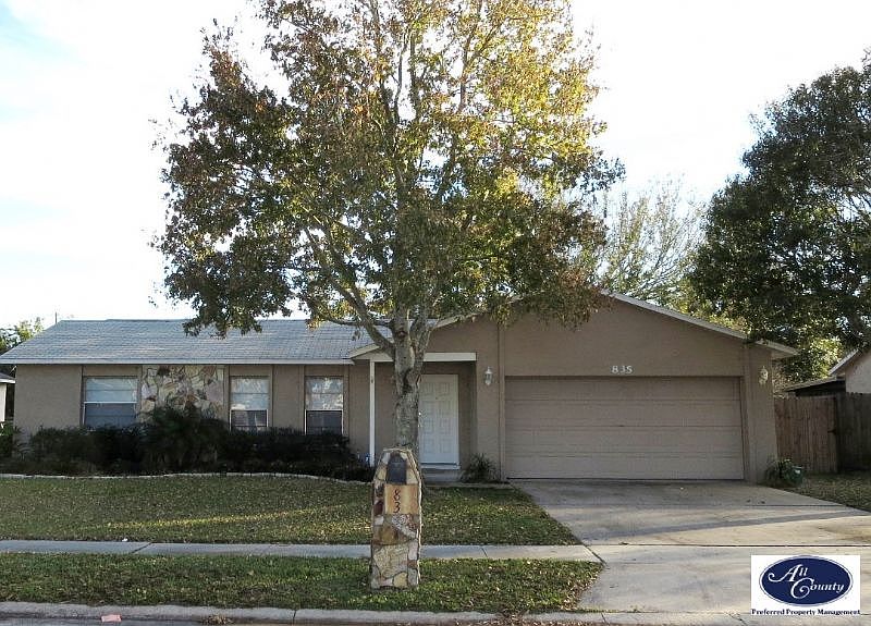 1st image of 835 Westport Dr