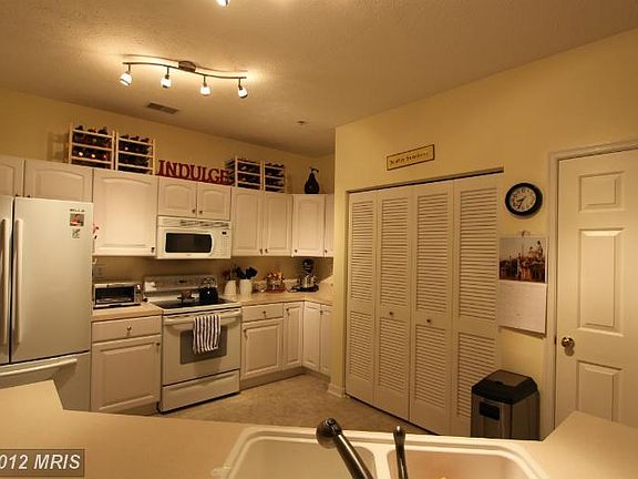 5th image of 2493 Amber Orchard Ct E Unit 102