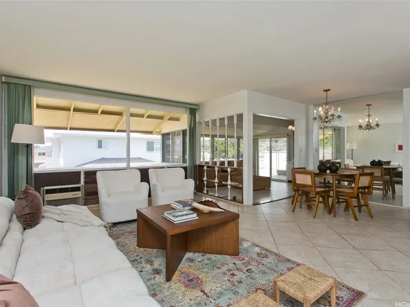 1548 Piikea St, Honolulu, HI 96818