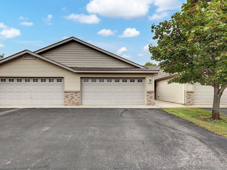 1st image of 1061 Manor Ct