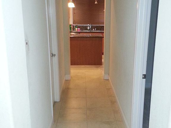 5th image of 733 W Montecito Ave