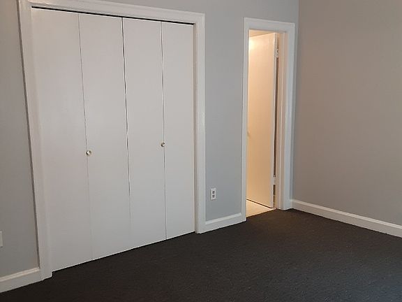 5th image of 3211 Thirteen Colony Mall APT 3A