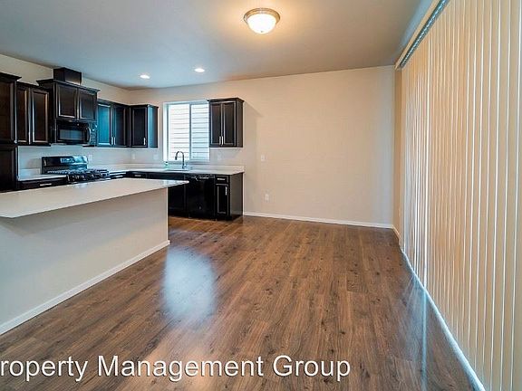 3rd image of 5504 95th St NE