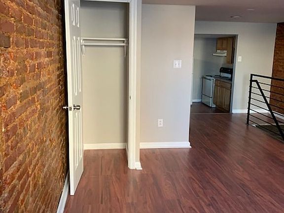 2nd image of 39 E Seltzer St Floor 2