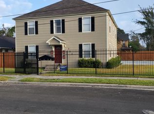 500 W Republic St APT 4, Baytown, TX 77520