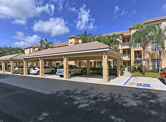 3rd image of 8239 Parkstone Pl APT 303