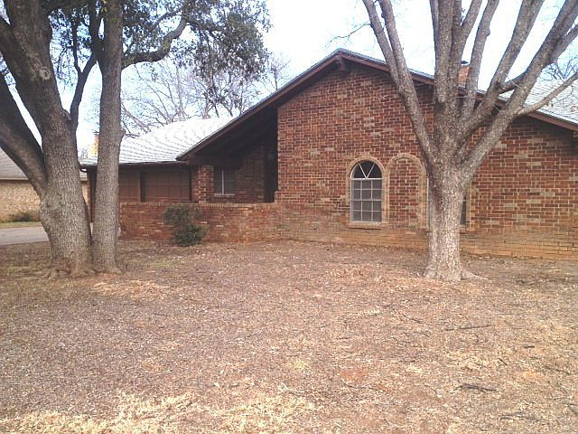1st image of 3118 Lindenwood Dr