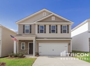 122 Spring Knoll Dr, Charlotte, NC 28262
