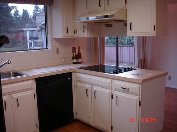 3rd image of 12219 SE 61st St