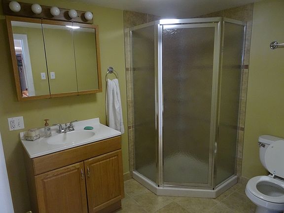 3rd image of 2859 N McVicker Ave