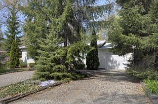 2nd image of 11 Sunnyside Dr