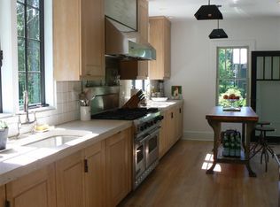 1194 Newark Granville Rd, Granville, OH 43023