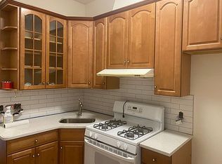 1106 Cypress Ave #2R, Ridgewood, NY 11385