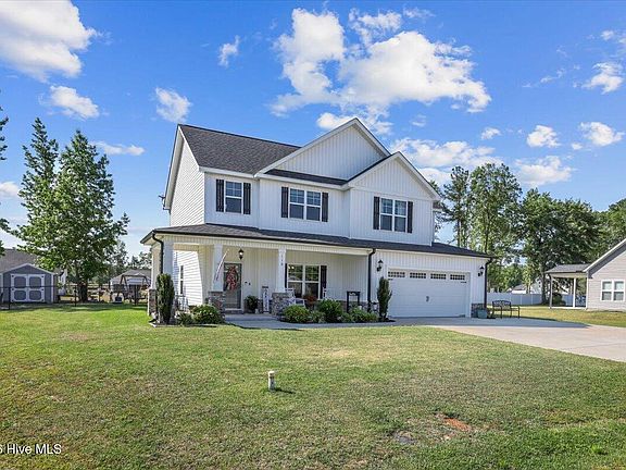 3rd image of 110 Davelin Place