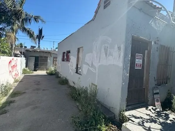 2408 E 115th Pl, Los Angeles, CA 90059