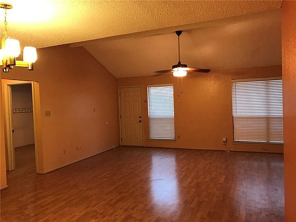 2nd image of 2416 Trenton Dr