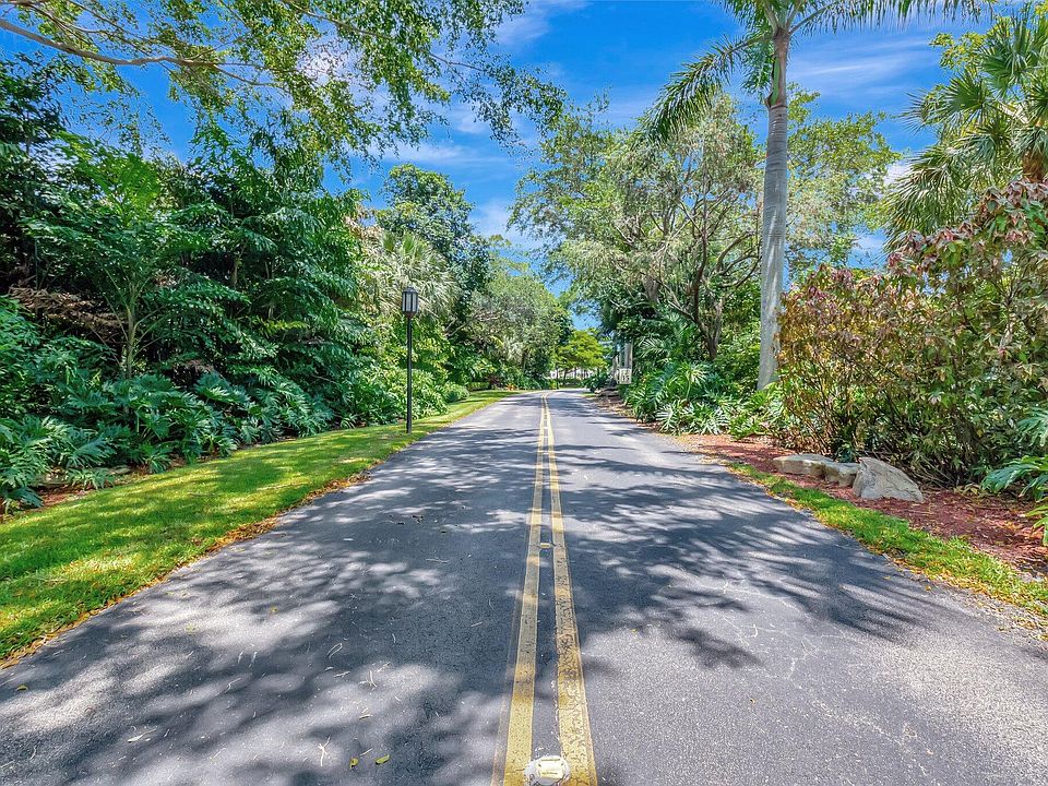 パンツ CEDARWOOD CITIES' CLUB WIDECUT / BLK 46 Womens Bayside Wide Leg Crop