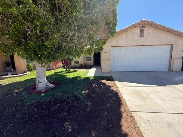 2242 I Yturralde Dr, Calexico, CA 92231
