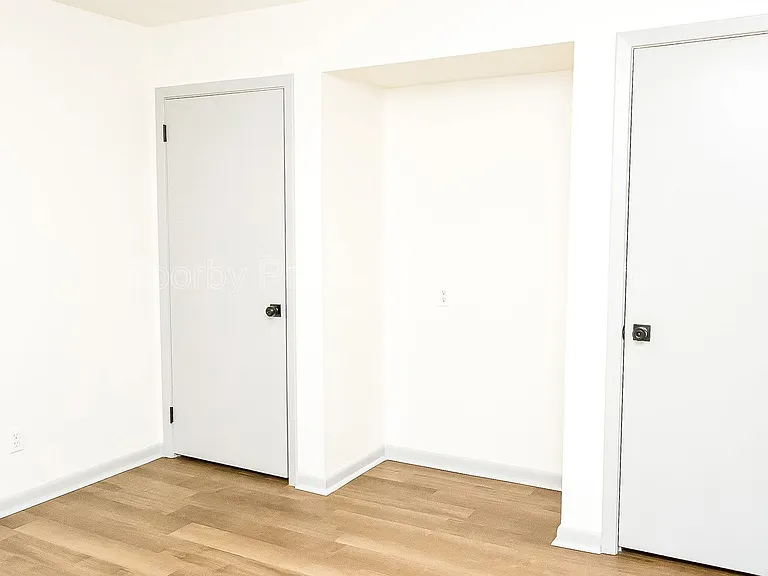 1300 Koblan Dr #A — Photo 16