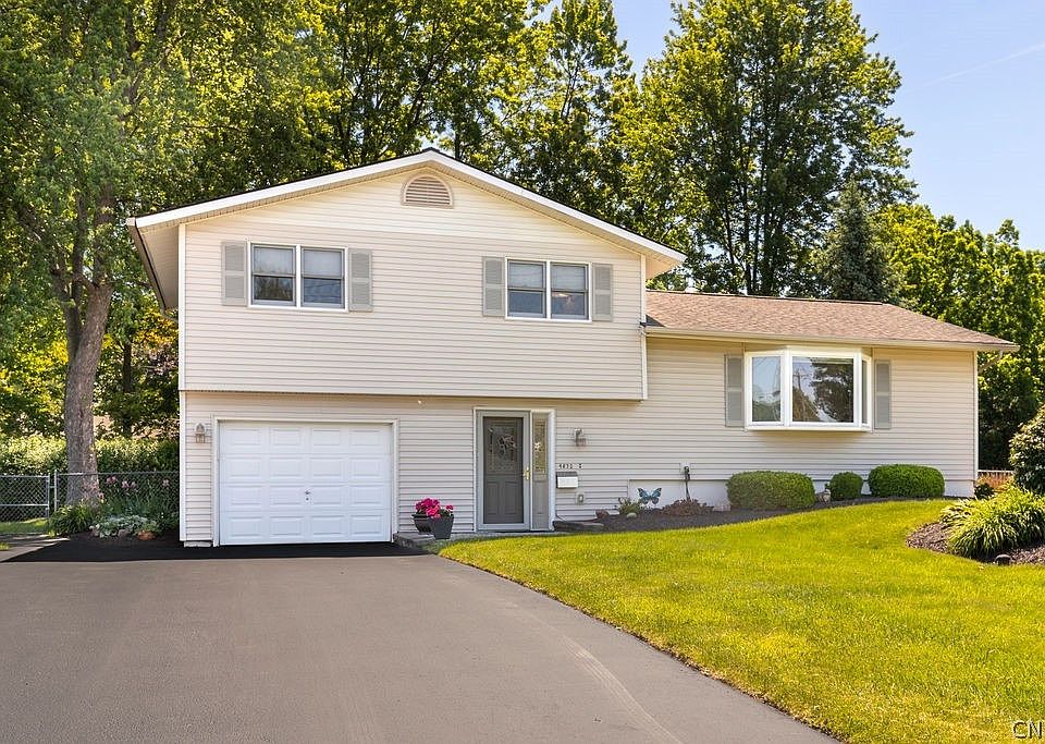 1st image of 4872 Juneway Dr S