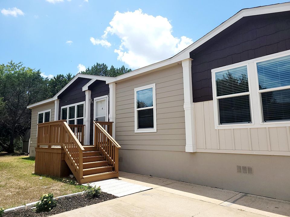 1st image of 2313 Sunny Hills Dr