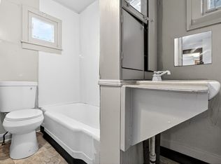 93 Oakdale Ave APT 1, Akron, OH 44302