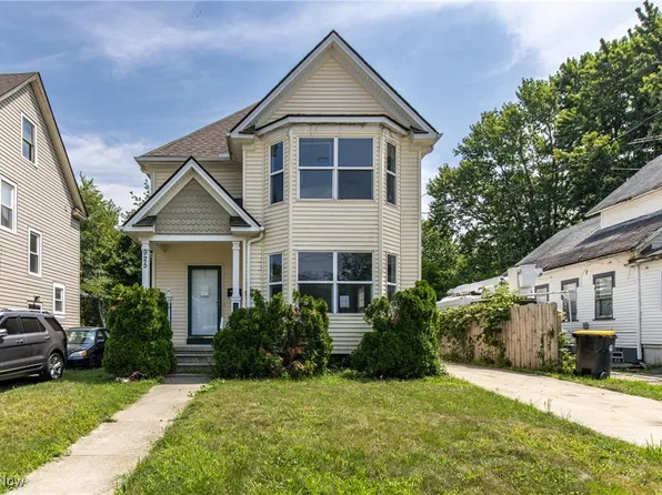 925 E 147th St, Cleveland, OH 44110