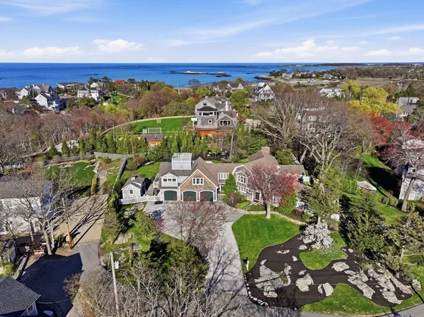82 Nichols Rd, Cohasset, MA 02025