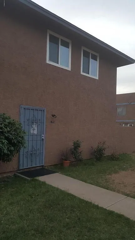 Coming Soon!! 3bed 2bath $1668/Month And $5,000 Down Or Cash Price $305k (67th Ave & Indianschool) — Photo 1