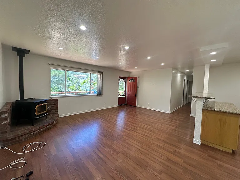 2100 Zermatt Dr — Photo 21