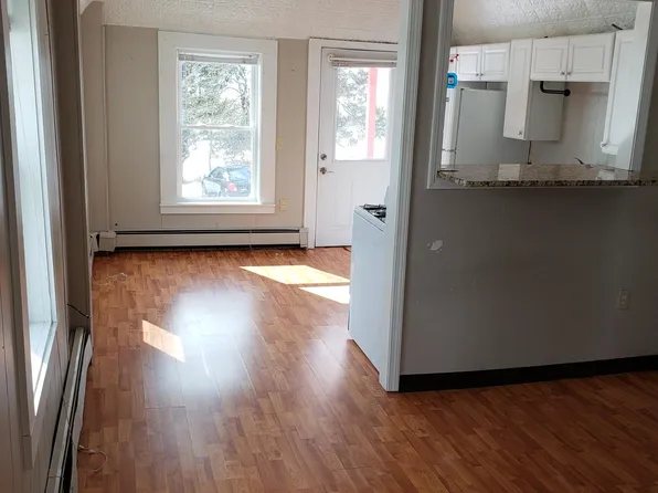 (undisclosed Address), Pembroke, MA 02359