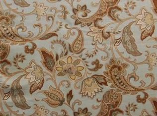 21W135 Canary Rd, Lombard, IL 60148